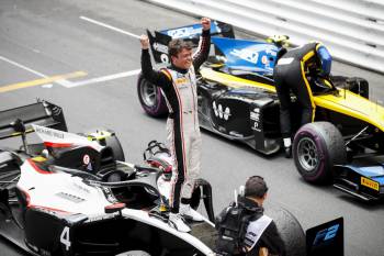Formule 2 Monako Race 1
