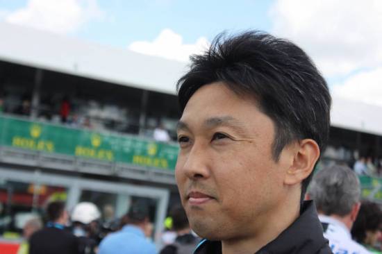 Je koordinátorem sportu Toyoty: Bývalý pilot F1, Kazuki Nakajima. 