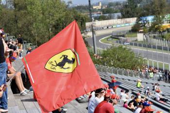 V neděli bylo prvních 15 kol pro Ferrari fans neuvěřitelných… 