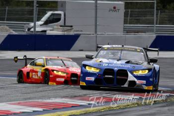 V neděli se podařil double týmu Schubert Motorsport 