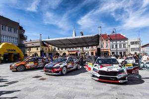 Škoda Auto podporuje v české rally 5 dealerských týmů